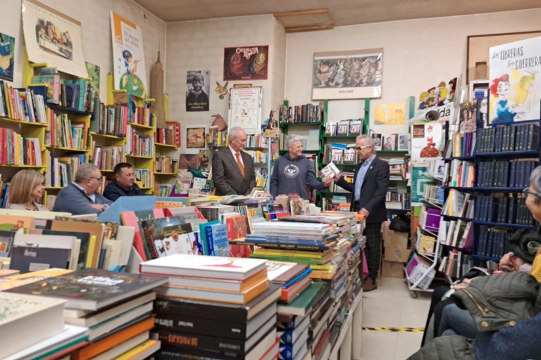 Presentación del libro del Aciete de Oliva, ZIIT